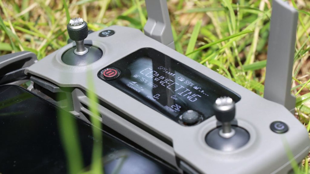 drone controller in gras verbinding maken