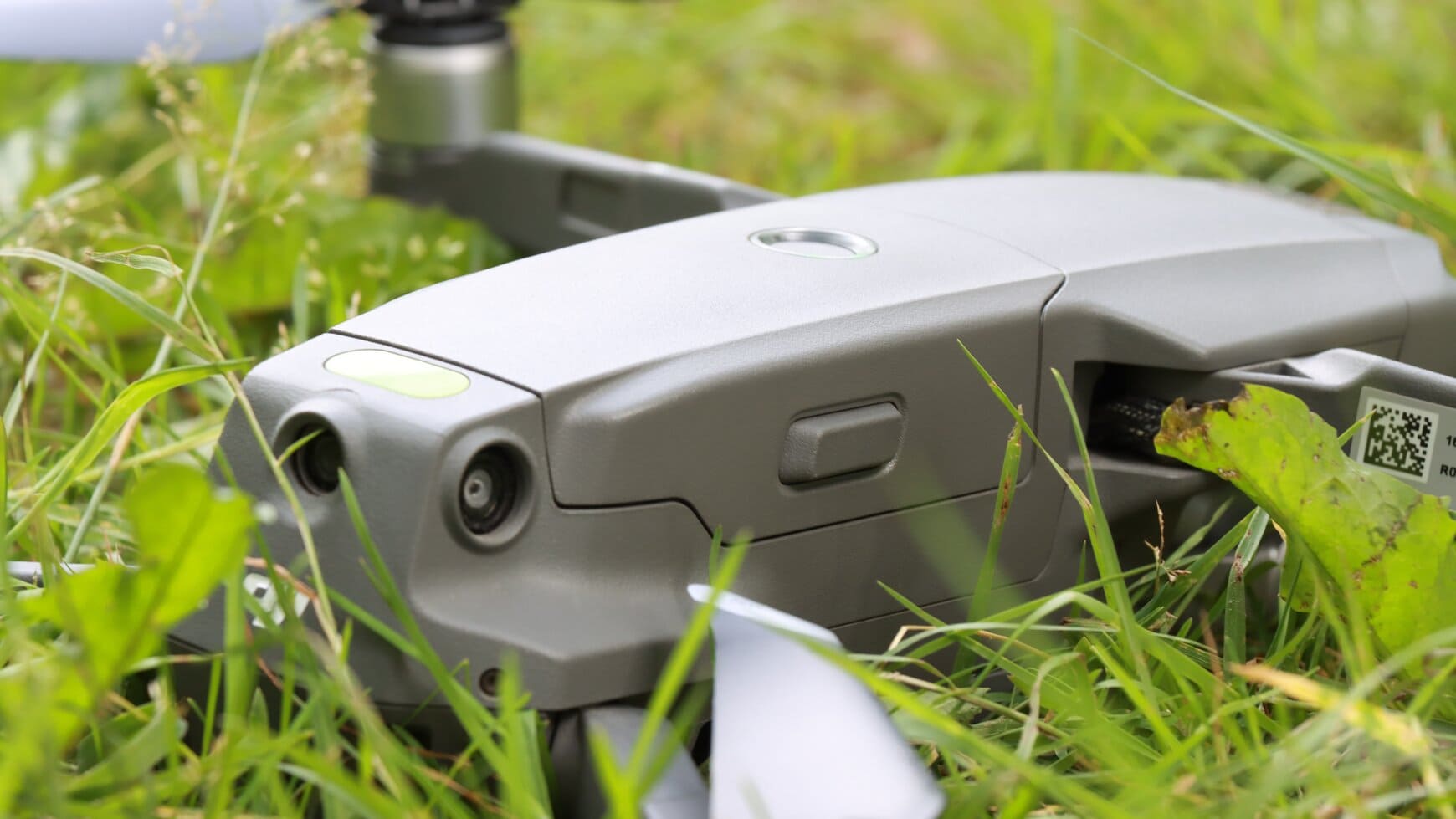 drone in gras natura2000 gebied