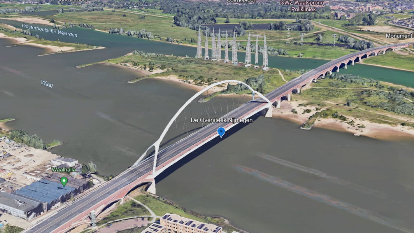 De Oversteek Nijmegen De Oversteek Nijmegen